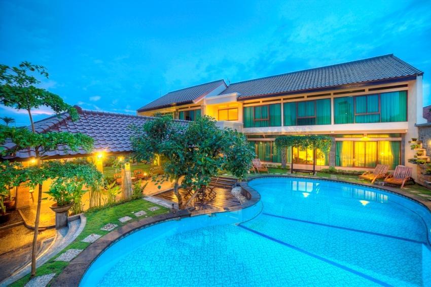 Maharani Guest House Джокьякарта Экстерьер фото