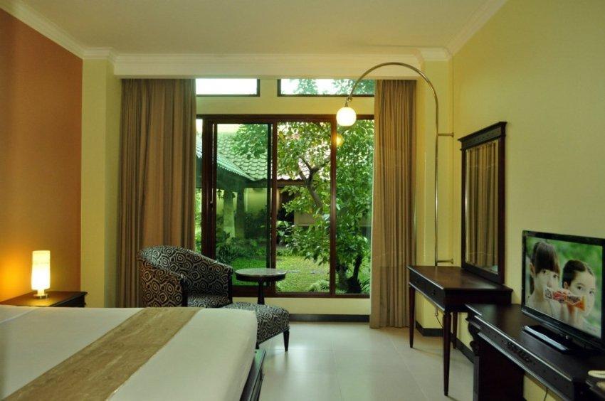 Maharani Guest House Джокьякарта Экстерьер фото