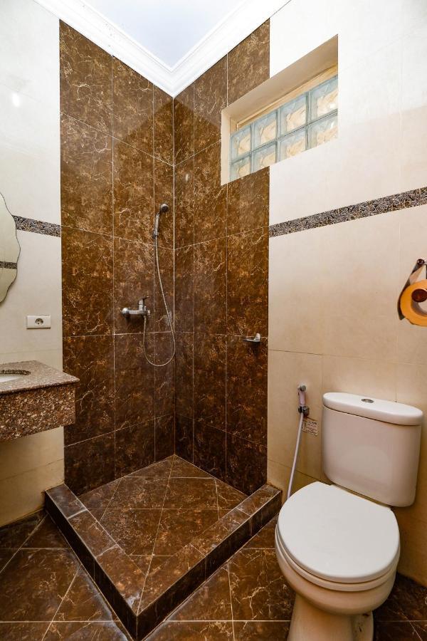 Maharani Guest House Джокьякарта Экстерьер фото