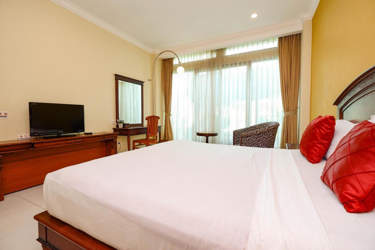 Maharani Guest House Джокьякарта Экстерьер фото
